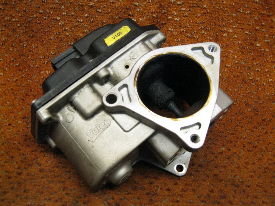 Agr Ventil Vw Passat B7 2.0 Tdi 03L131501G AGR Ventil Abgasrückführungsventil 2,0 TDI CBA VW Passat 3C