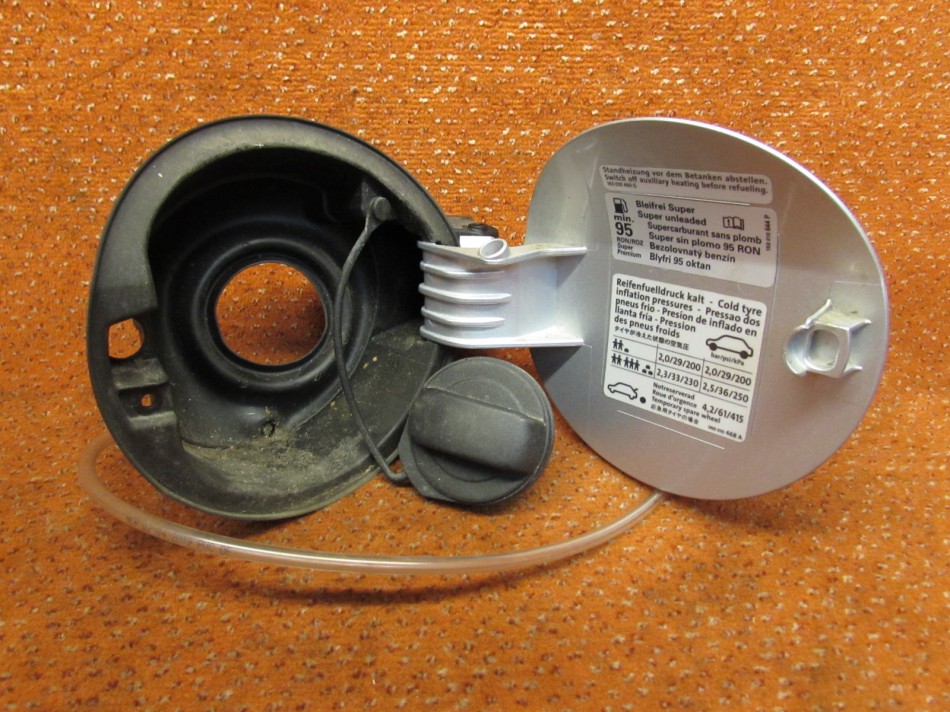 5N0809857C Tankdeckel Tankklappe Tankverschluss LA7W silber VW Tiguan 5N eBay